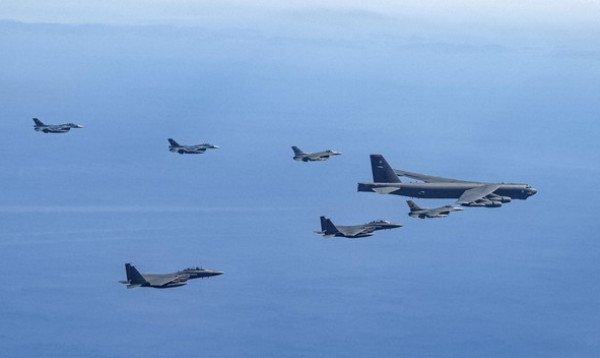 Korean Peninsula: US-Japan-South Korea Holds Joint Air Drill